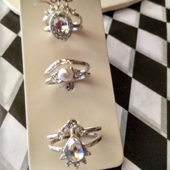 LOVISA 6pc SET/LOT ELEGANT SILVER CRYSTAL/PEARL STACKABLE RING SET SIZE M/L**NEW - Picture 3 of 3